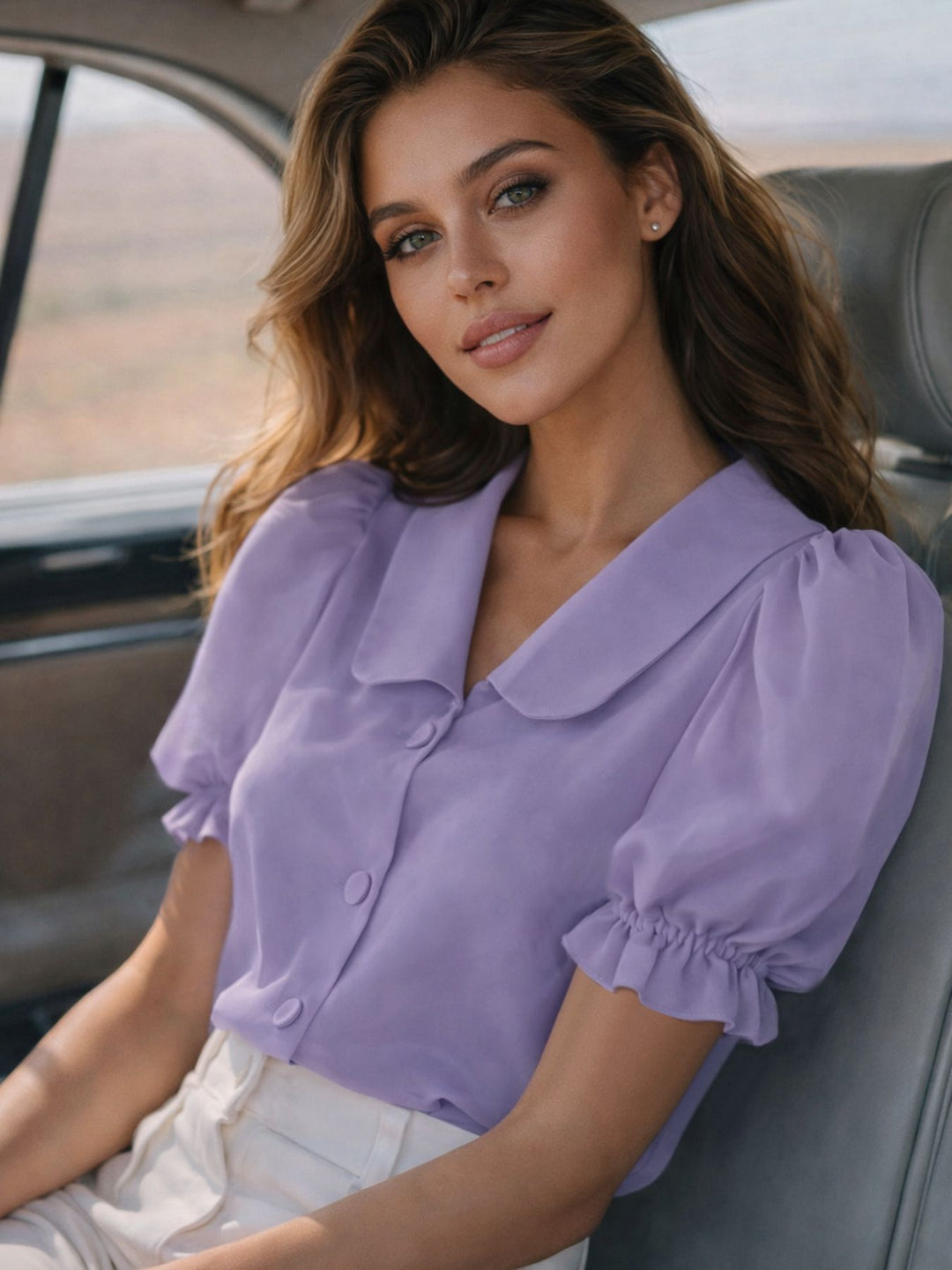Damen Verspielt geschnittene Bluse mit Puffärmeln und Knopfdetails Echo Archiv