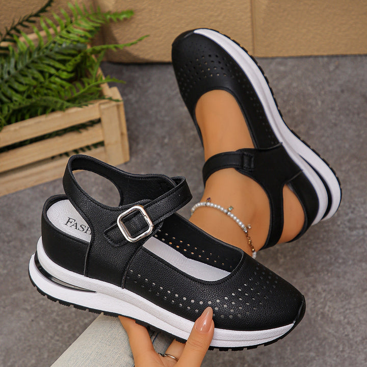 Damen Plateau-Sandalen mit sportlicher Sneaker-Sohle und verstellbaren Klettriemen – Sorelia