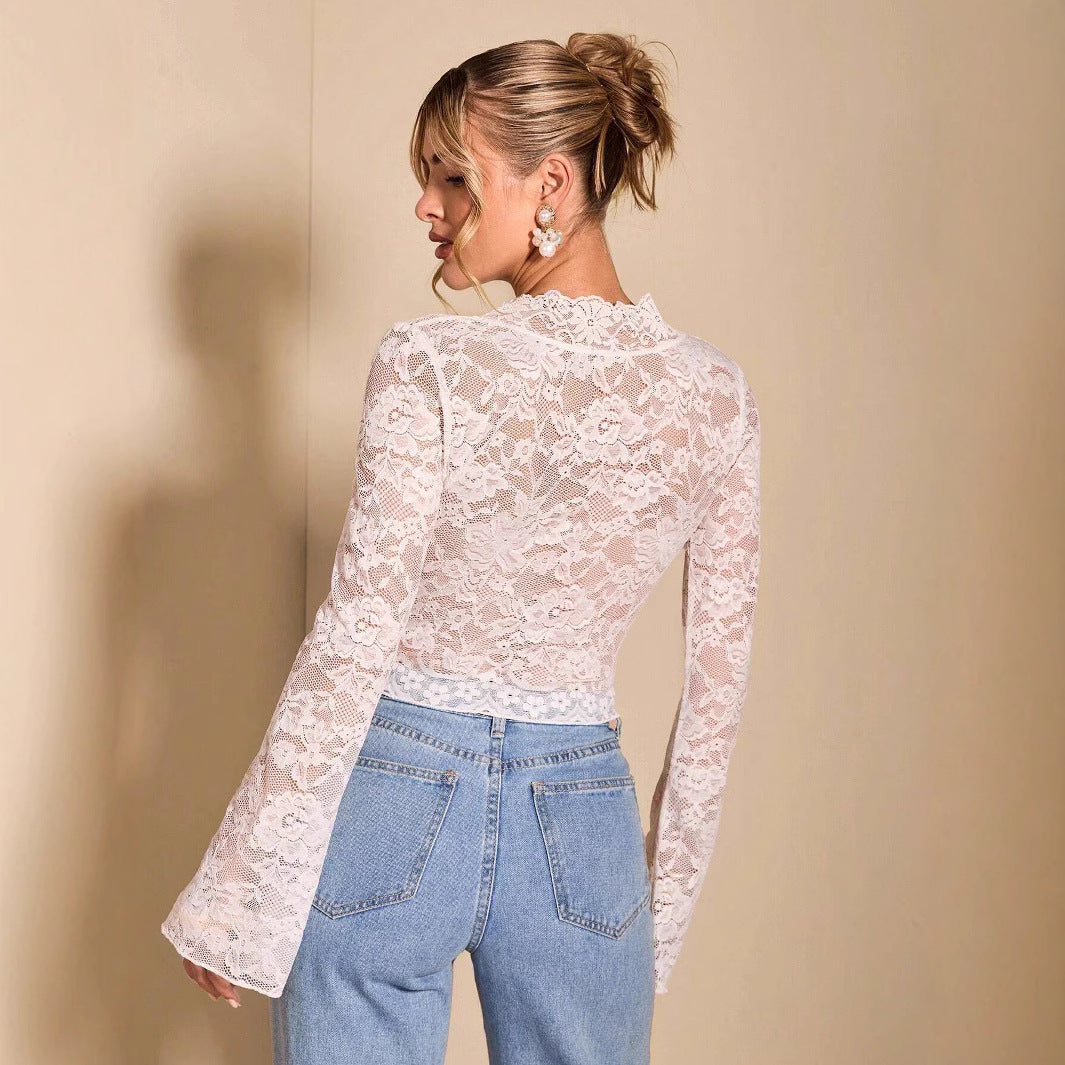 Damen nan transparente Spitzenbluse mit V-Ausschnitt, tailliert und Trompetenärmeln Echo Archiv