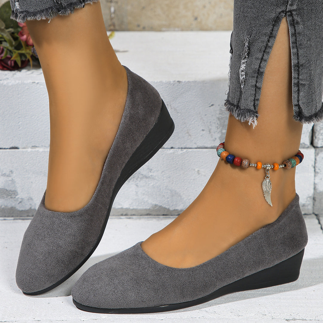Damen Komfort-Keilabsatz-Ballerina aus Veloursleder – Lioré