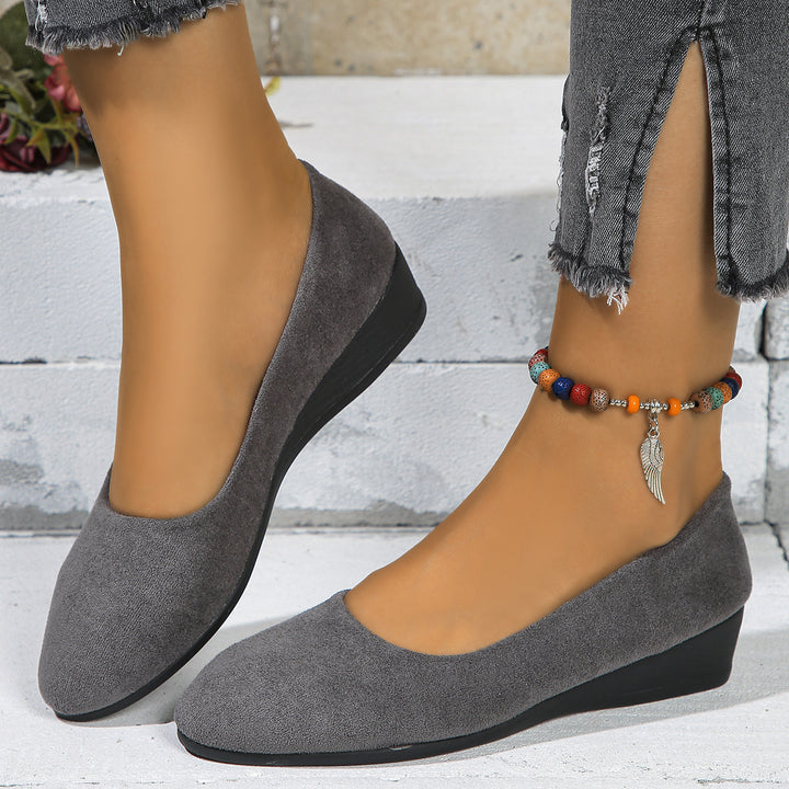 Damen Komfort-Keilabsatz-Ballerina aus Veloursleder – Lioré