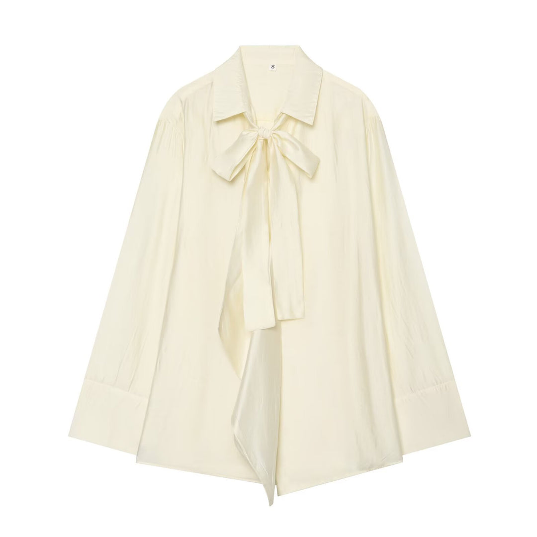Damen Oversize-Seidenoptik-Bluse mit Schleifenkragen und asymmetrischem Saum Echoarchiv