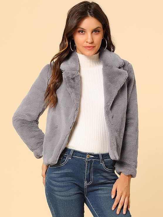 Damen Kurzblouson aus samtigem Faux‑Fur mit fallendem Revers und figurfreundlichem Cropped‑Schnitt Echo Archiv