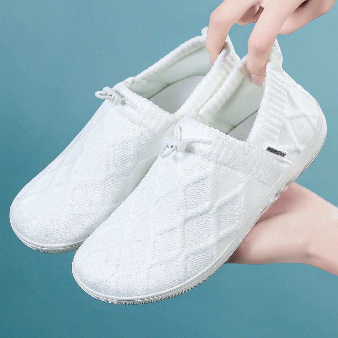 Damen nan gesteppter Strick-Slip-On mit elastischem Schlupfschaft und Kordelstopp Echo Archiv