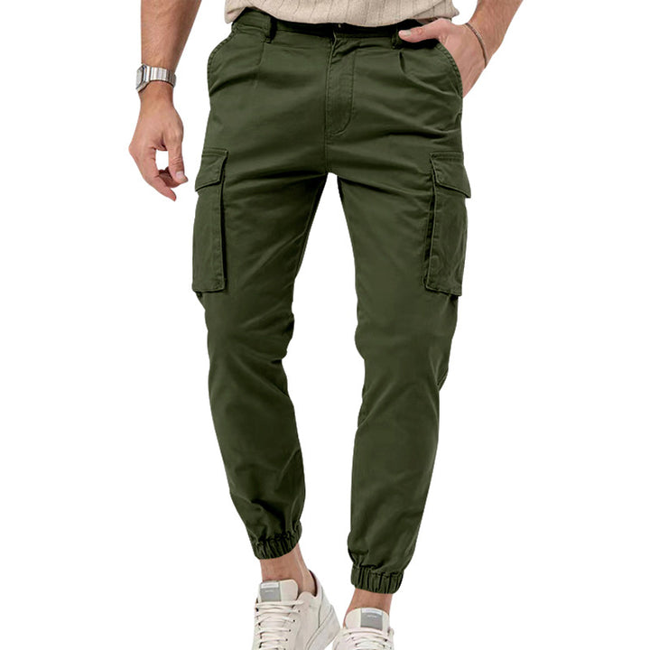 Herren nan konisch zulaufende Cargohose im Arbeitslook mit aufgesetzten Pattentaschen und elastischem Knöchelsaum Echo Archiv