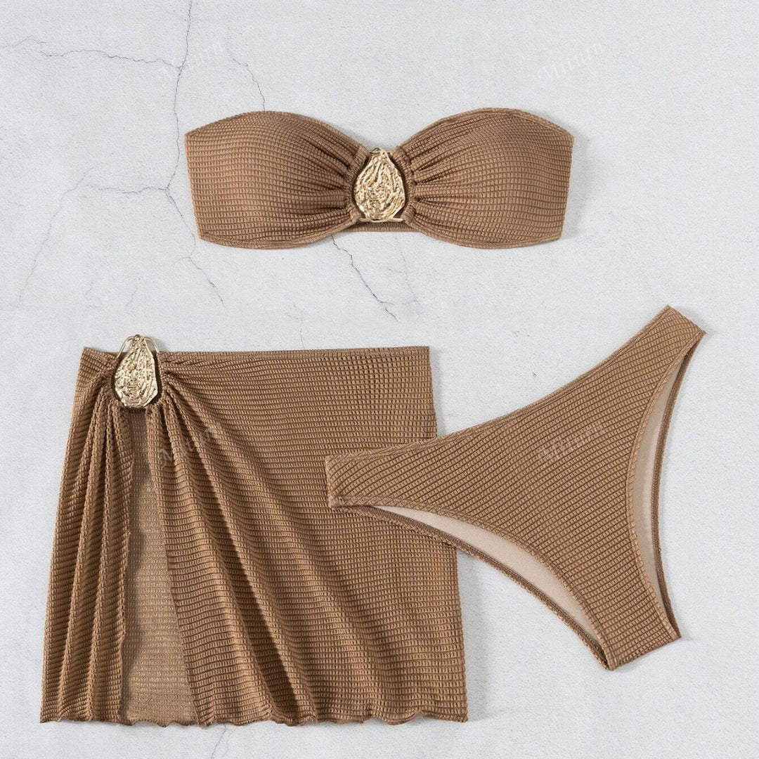 Damen Bikini-Set mit verziertem Wickelrock und elegantem Bandeau-Oberteil Echo Archiv