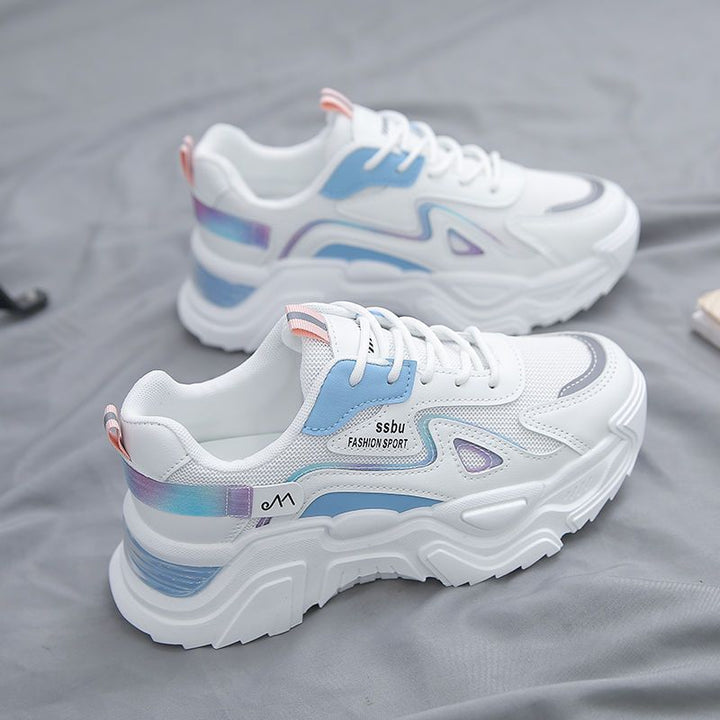 Damen Sportliche Sneakers mit voluminöser Sohle und reflektierenden Akzenten Echo Archiv