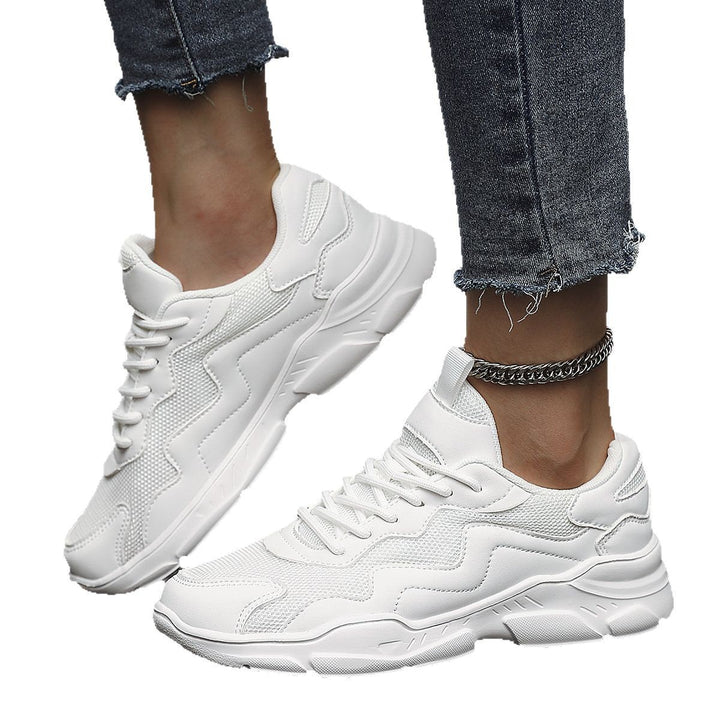 Unisex nan Plateau-Sneaker mit atmungsaktivem Mesh-Obermaterial, gepolsterter Fersenkappe und profilierter Gummilaufsohle Echo Archiv