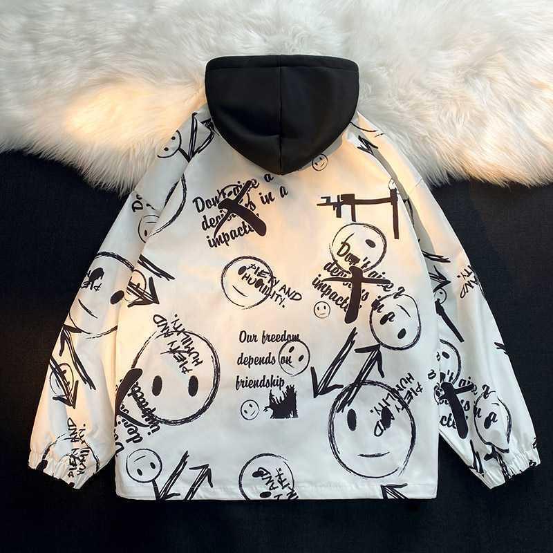 Herren mehrlagige Übergangsjacke mit Kapuzen-Innenlayer und Smiley-Graffiti-Print Echoarchiv