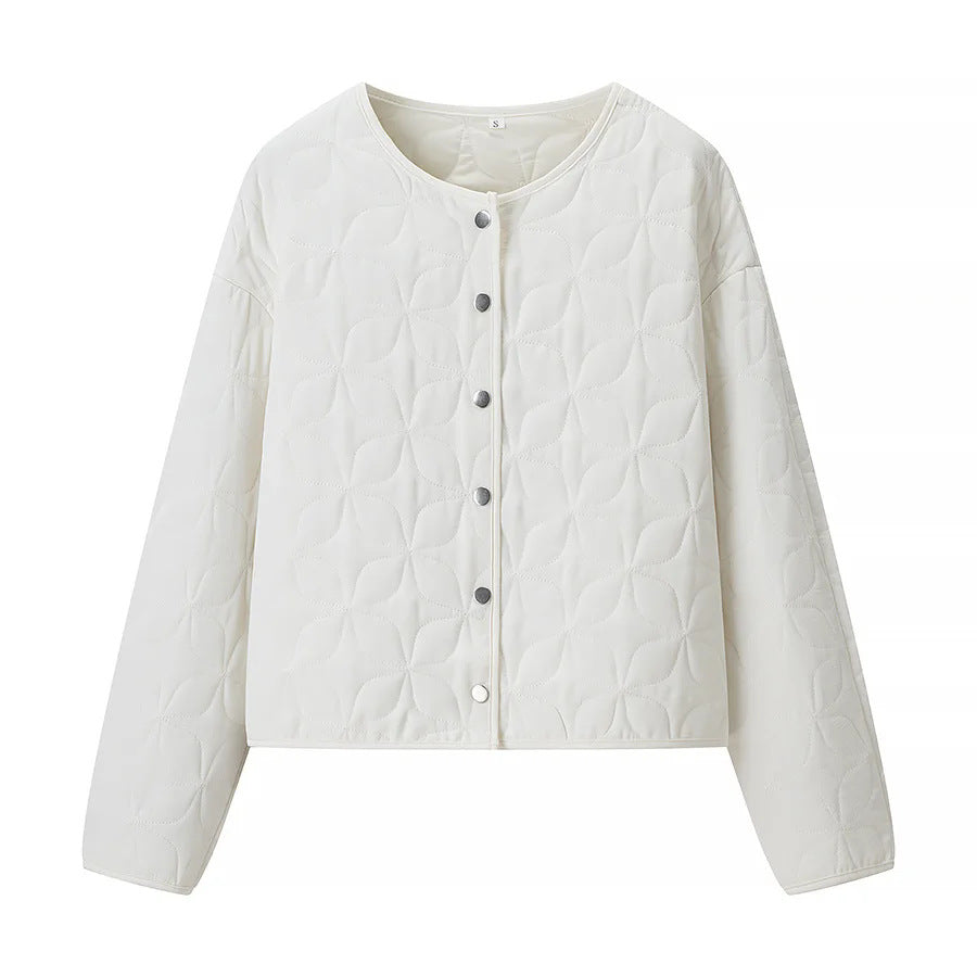 Damen gesteppte Boxy-Übergangsjacke mit floraler Steppstruktur, leicht wattiertem Innenfutter und Druckknopfleiste – Célinea