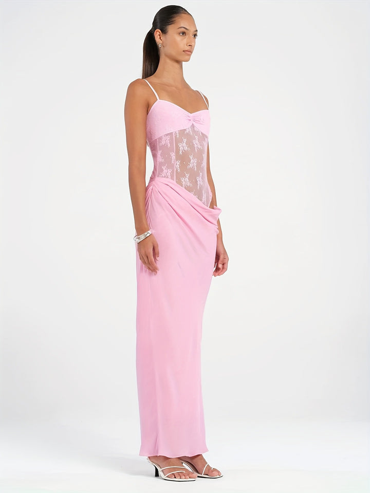 Damen Elegantes Maxikleid mit transparenten Spitzendetails und figurbetontem Schnitt Echo Archiv