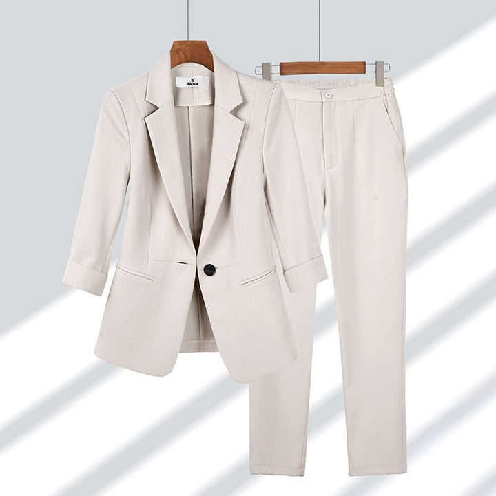 Damen nan schlanker Zweiteiler Business-Blazer mit krempelbaren 3/4-Ärmeln und hochgeschnittener Tapered-Hose Echo Archiv