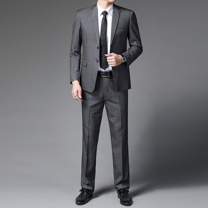 Herren eleganter Anzug mit modernem Schnitt und feinen Details Echoarchiv