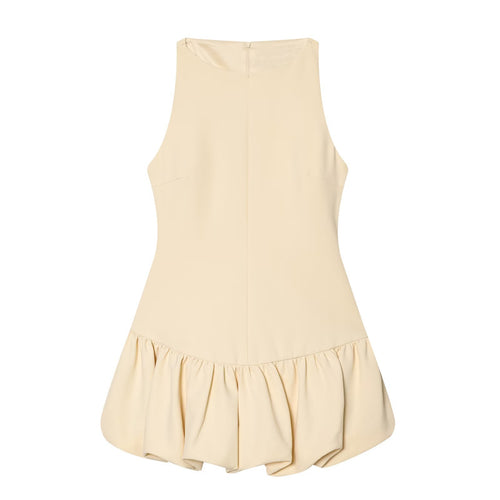 Damen Sommerkleid mit schwingendem Volant und figurbetonter Silhouette Echo Archiv