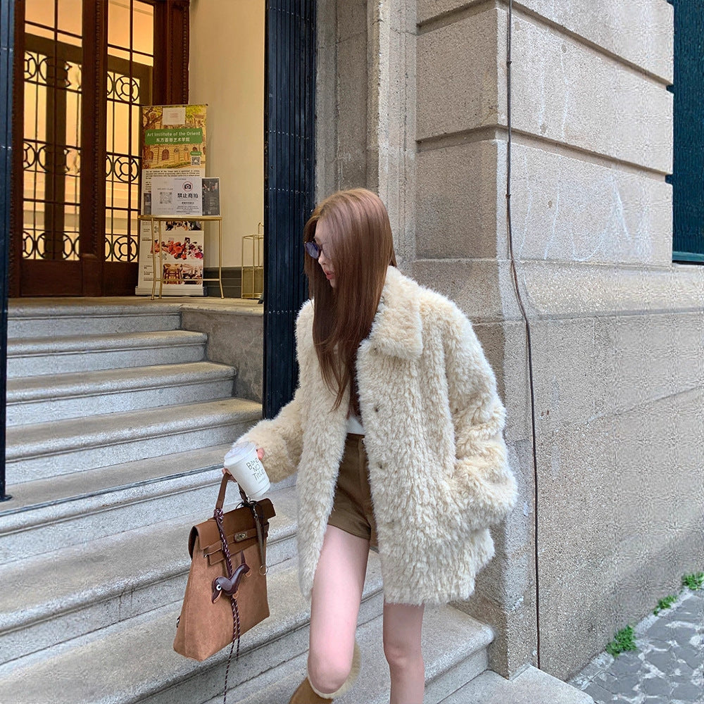 Damen Oversized Kunstfell‑Mantel mit Teddy‑Optik, Stehkragen und Eingrifftaschen Echoarchiv