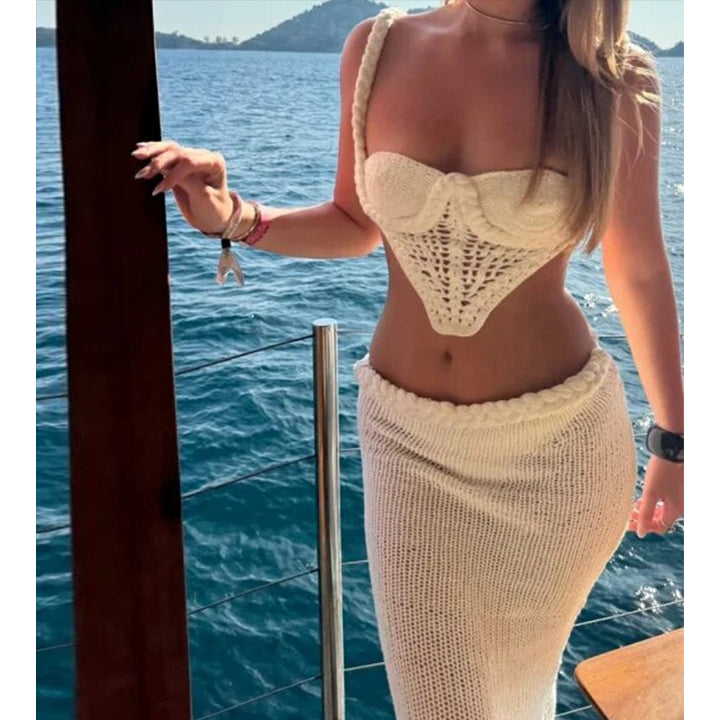 Damen Elegantes Häkel-Zweiteiler mit asymmetrischem Design Echo Archiv