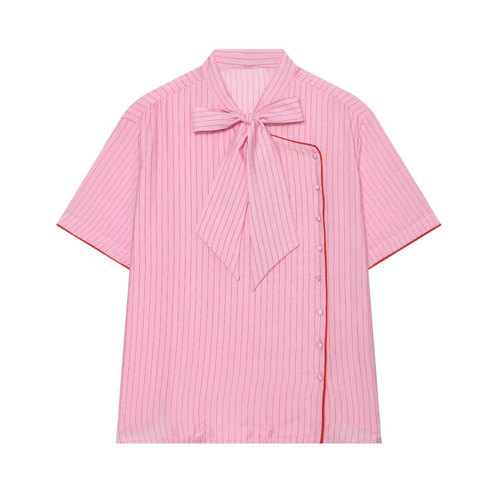 Damen Kurzarm-Bluse mit Schleifenkragen und seitlicher Knopfleiste Echo Archiv