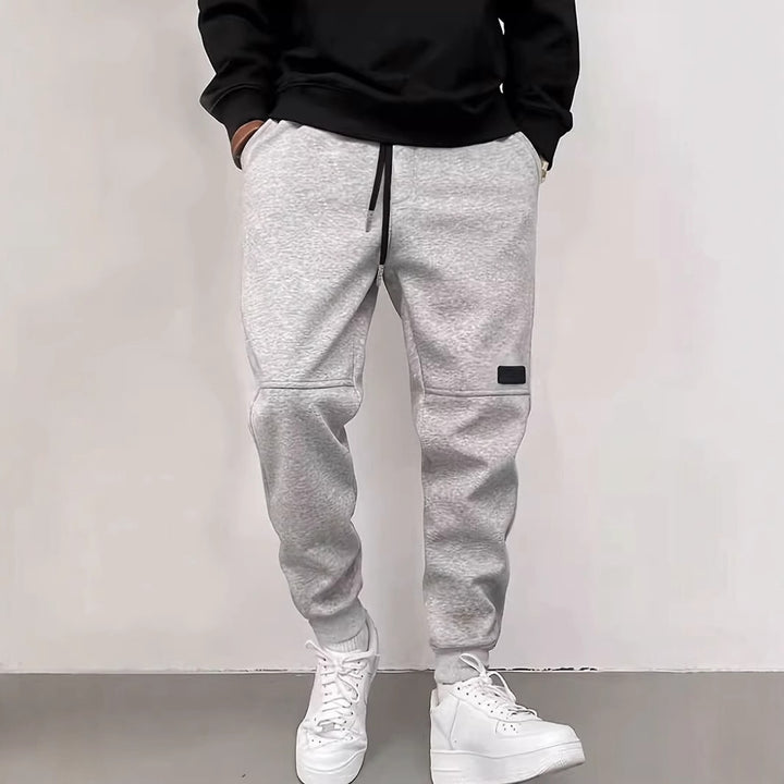 Herren Sportliche Jogginghose mit innovativen Taschen Echoarchiv