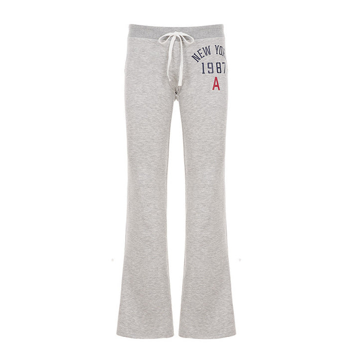 Damen nan weiche Flared-Jogginghose mit Kordelzug, Eingrifftaschen und auffälligem Love-Print Echo Archiv
