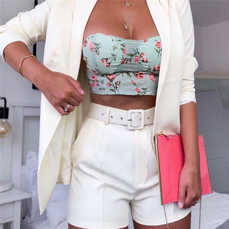 Damen nan tailliertes Longblazer-Shorts Set mit betonter Schulterpartie, hoher Taille und breitem Gürtel Echo Archiv