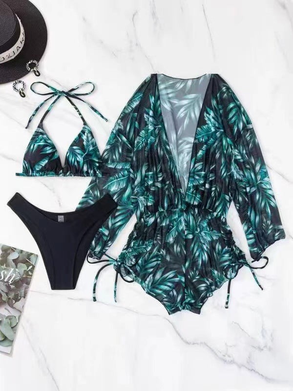 Damen Badeset mit floralem Wickeloberteil und Triangel-Bikini Echo Archiv