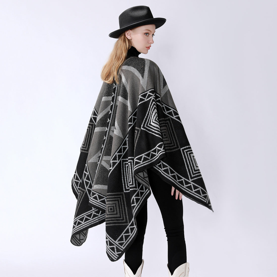 Damen Geometrischer Wollmix-Überwurfponcho mit Kettelkante – Montévia