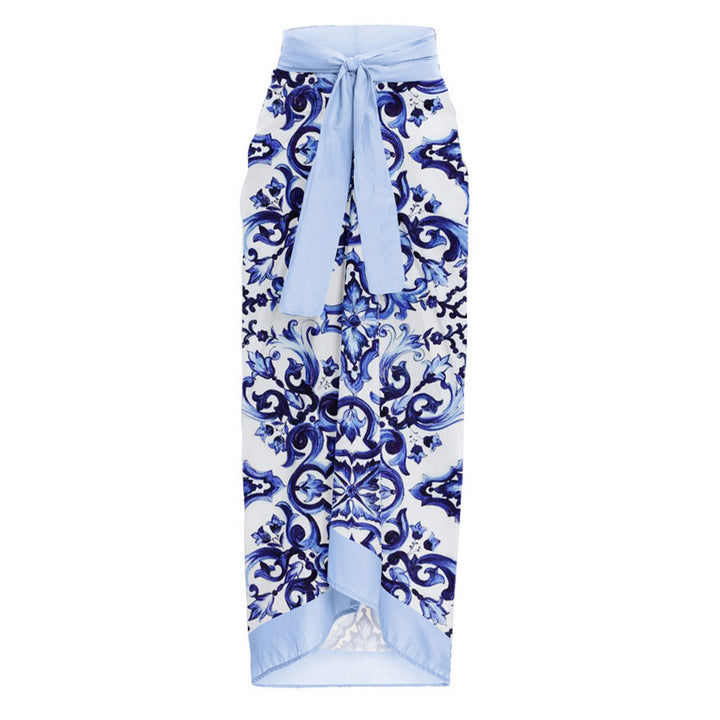 Damen eleganter Badeanzug mit Rüschendetails und passendem Maxirock Echo Archiv