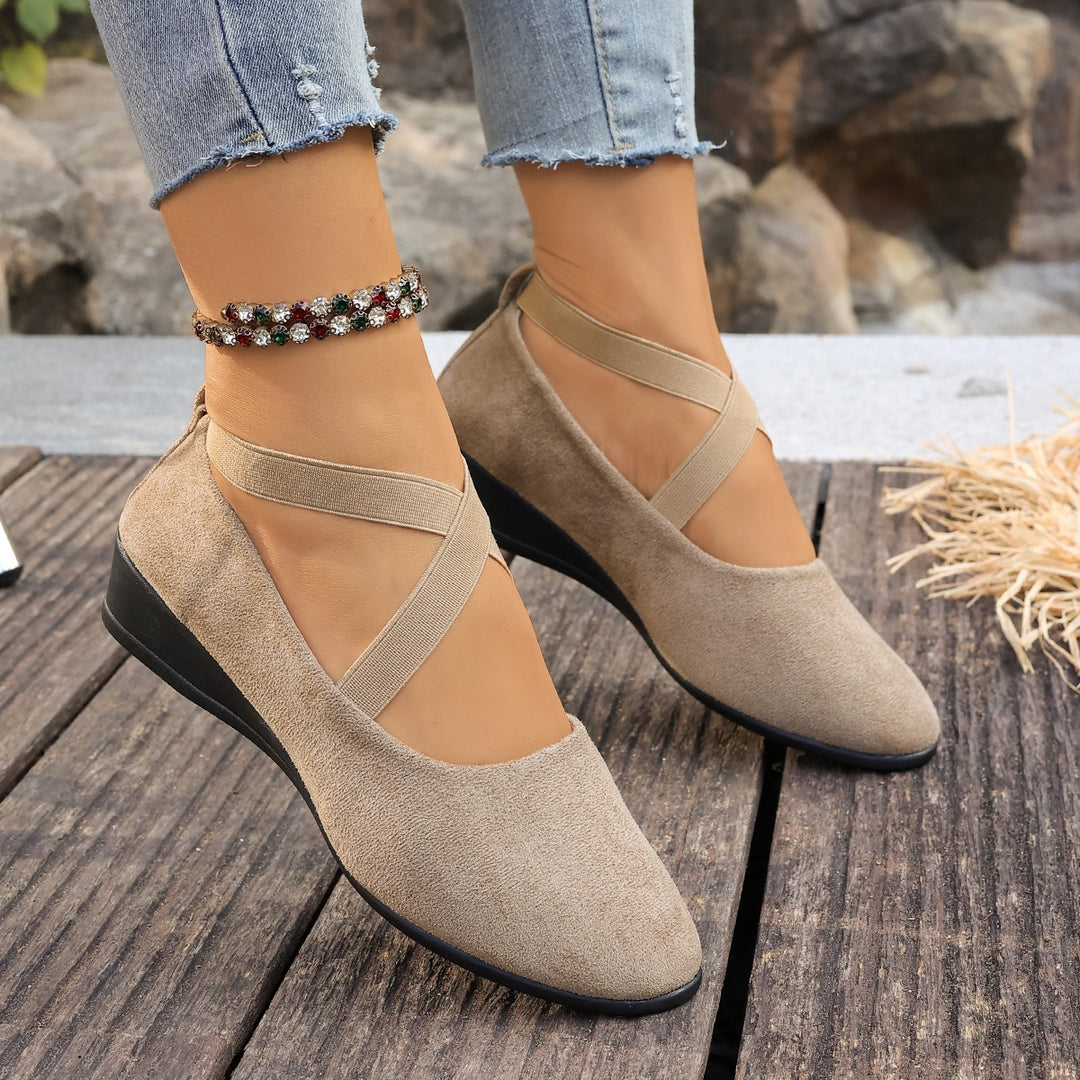 Damen Komfortable Mary-Jane-Ballerinas aus Velours mit verstellbarem Schnallenriemen und gepolstertem Fußbett – Lioré