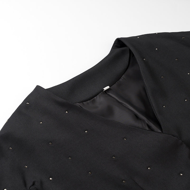 Damen nan elegant taillierter Blazer ohne Kragen mit Ziersteinbesatz Echo Archiv