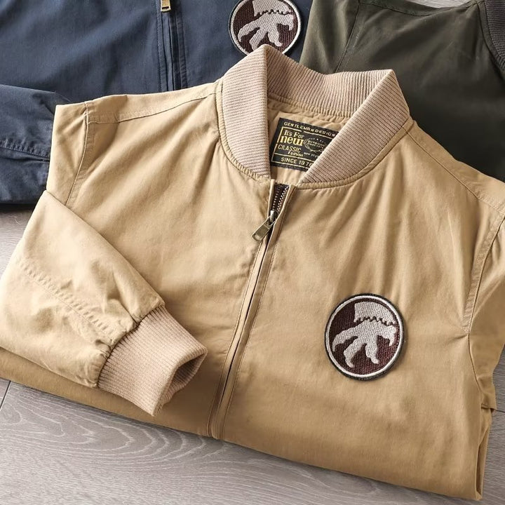 Herren Casual Bomberjacke mit Reißverschluss, Brustpatch und Ärmel-Taschendetail Echoarchiv