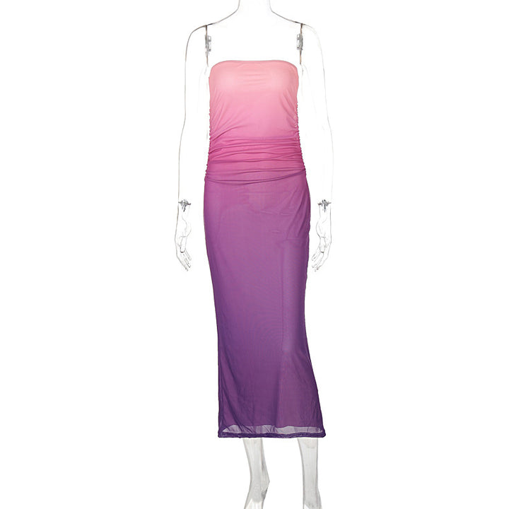 Damen figurbetontes Abendkleid mit schulterfreiem Design und eleganter Raffung Echo Archiv