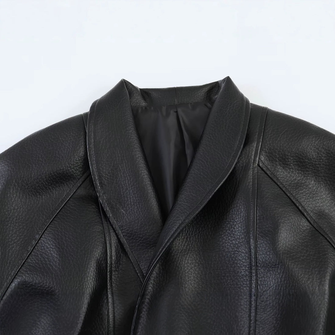 Damen Lederoptik-Wickeljacke mit Bindegürtel Echo Archiv