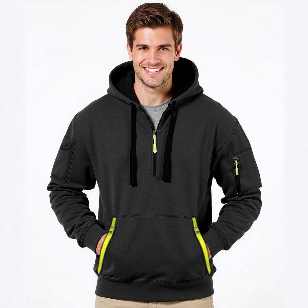 Herren modischer Kapuzenpullover mit innovativer Taschenlösung Echoarchiv