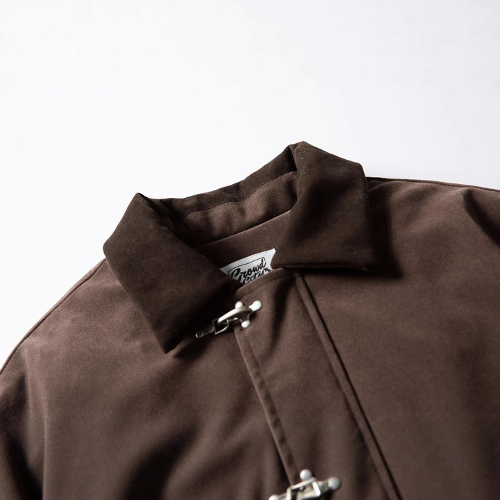 Herren Kurzblouson aus Canvas mit Knebelverschlüssen und elastischem Saum Echoarchiv
