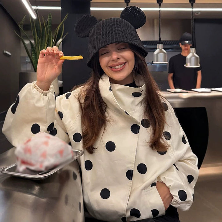 Damen kurz geschnittene Bomberjacke mit übergroßem Schalkragen und Polka-Dot-Print Echoarchiv