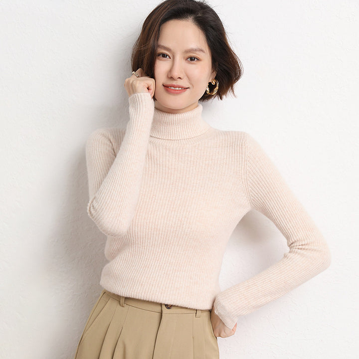 Damen Taillierter Feinstrick-Rollkragenpullover mit feiner Rippenstruktur und Kaschmir-Optik Echoarchiv