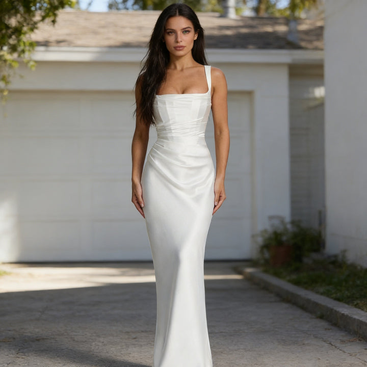 Damen Elegantes Satin-Maxikleid mit schulterfreiem Design und figurbetontem Schnitt Echo Archiv