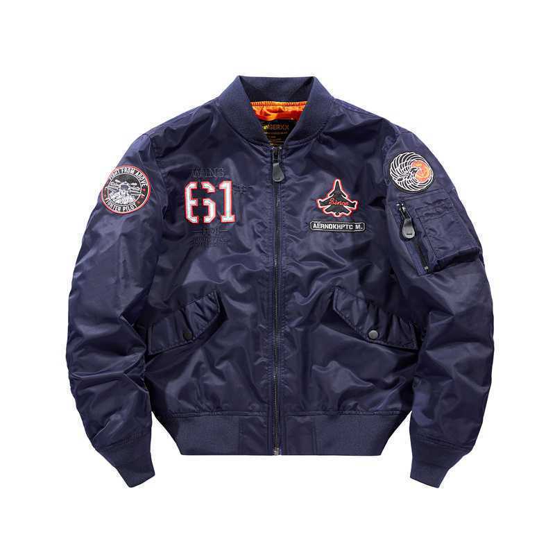 Herren Kurz geschnittene Flight-Bomberjacke mit Emblem‑Patch, Ärmel‑Utility‑Tasche und kontrastierendem Innenfutter Echoarchiv
