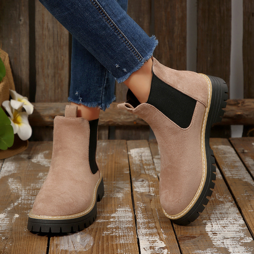 Damen nan Chelsea-Boots mit profilierter Traktorsohle und elastischen Seiteneinsätzen Echo Archiv