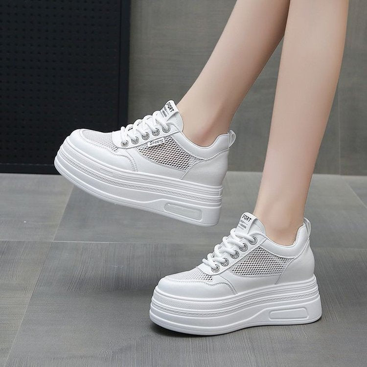 Damen Sportliche Plateau Sneakers mit atmungsaktiver Mesh-Oberfläche und schockabsorbierender Sohle Echo Archiv