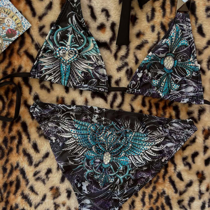 Damen Triangel-Bikini mit floralem Muster und Strass-Applikationen Echo Archiv