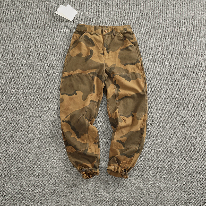 Herren Cargohose im stylischen Camouflage-Design mit elastischem Bund und praktischen Taschen Echoarchiv