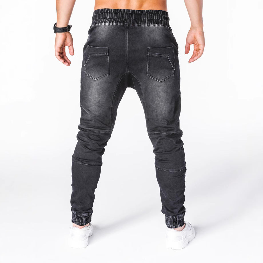 Herren Jogginghose im modernen Skinny Fit mit dehnbarer Baumwollmischung und sportlichen Details Echoarchiv