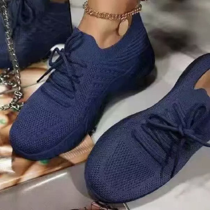 Damen  leichte Strick-Sneaker mit sockenähnlichem Obermaterial, gepolsterter Komfortsohle und flexibler Profil-Laufsohle Echo Archiv