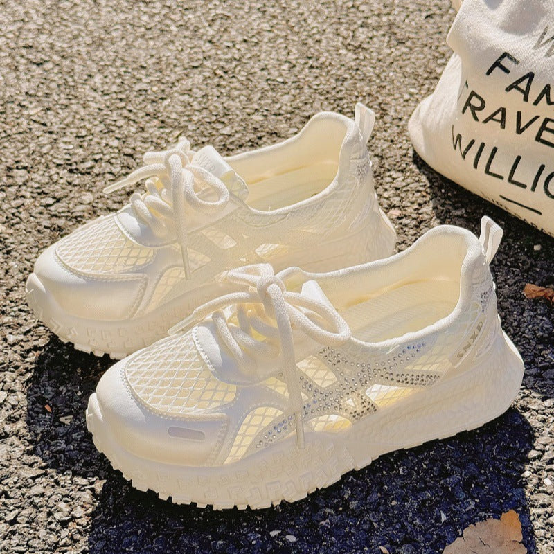 Damen Atmungsaktive Sneaker mit modischem Netzdesign und Glitzerakzenten Echo Archiv