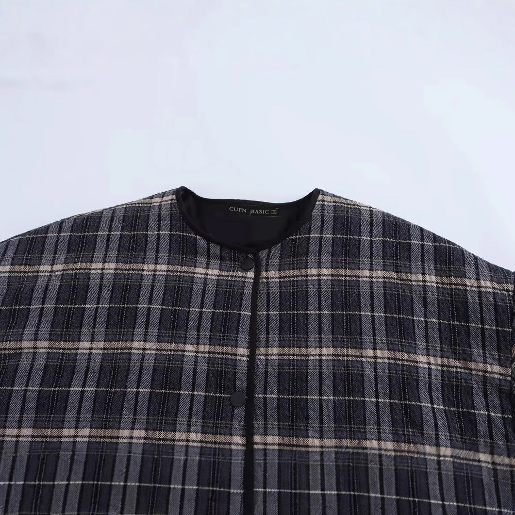 Damen gesteppte Karojacke mit rundem Halsausschnitt, leichter Wattierung und übergroßen aufgesetzten Taschen – Célinea