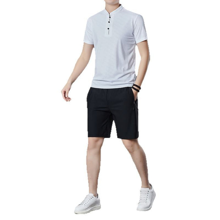 Herren Poloshirt mit kurzem Kragen und lässigen Shorts Echoarchiv