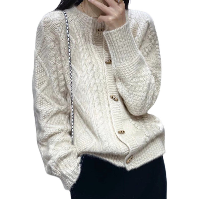 Damen Strick-Cardigan mit Zopfmuster, kastiger Oversize-Passform und Knopfleiste Echoarchiv