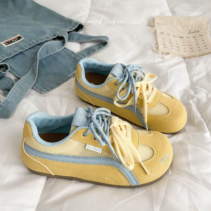 Damen Retro-sportliche Sneaker mit Wildleder- und Mesh-Mix sowie gepolsterter Komfortsohle – Névara