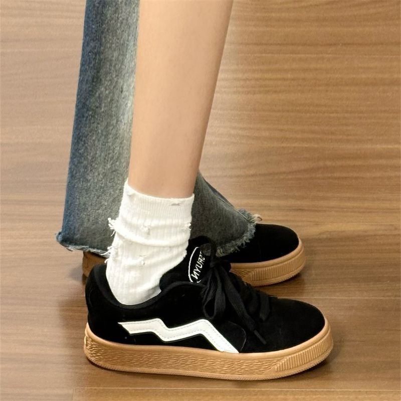 Damen Sneakers aus hochwertigem Wildleder mit rutschfester Sohle Echo Archiv
